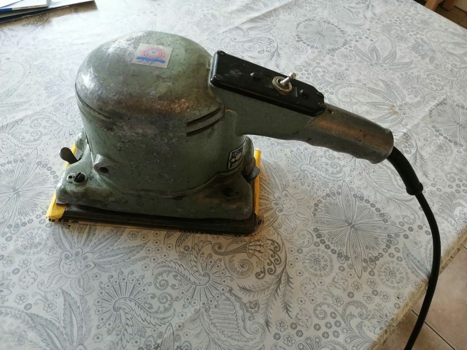 Szlifierka do drewna metabo typ 6222 w 200W