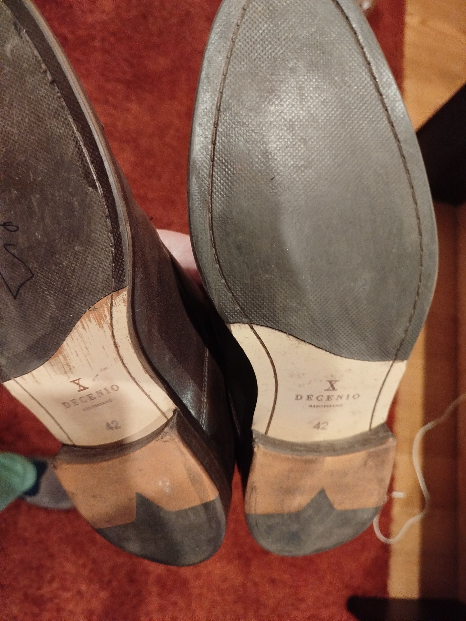 Sapatos Decénio 42