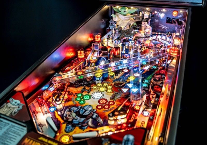 Flipper Fliper Pinball Mandalorian PRO Stern - NOWY