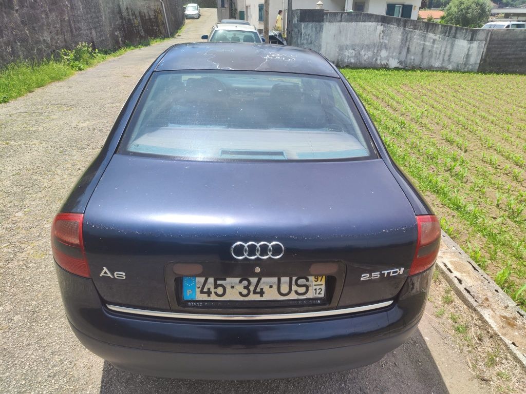 Audi A6 2.5 TDI.