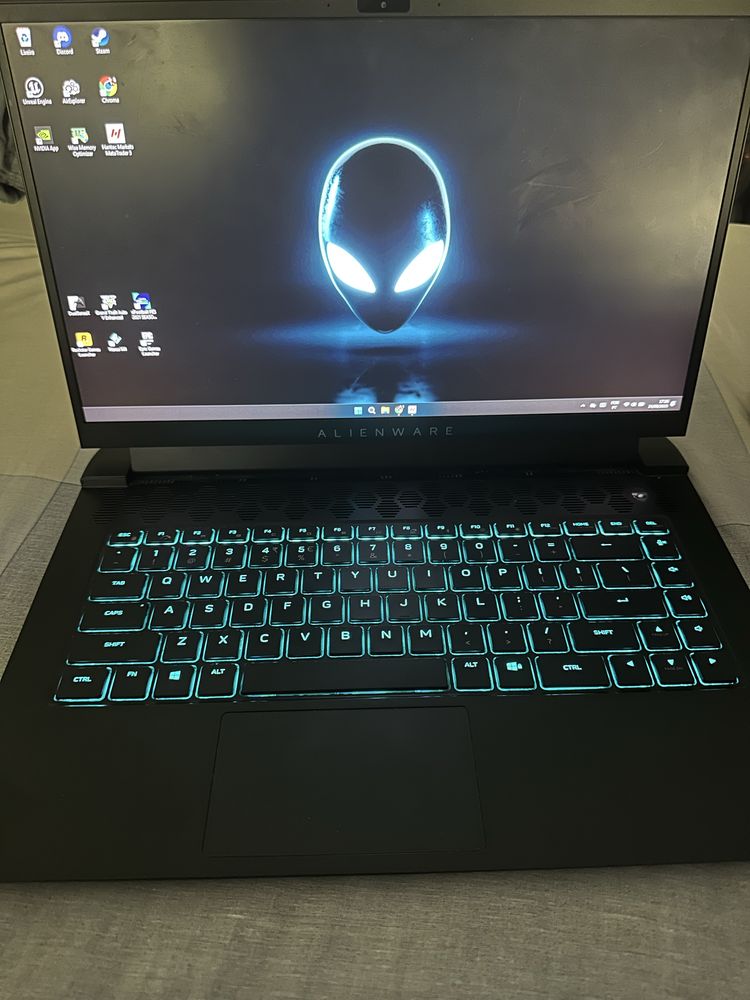 Notebook Game alienware m15 r6 RTX 3070 i7 32G ram, 1Tb SSD