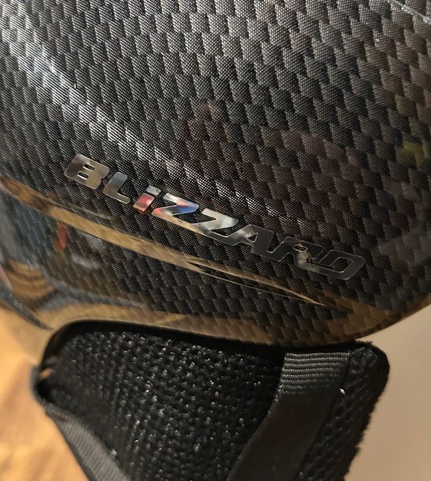 Kask narciarski marki Blizzard . Rozmiar S