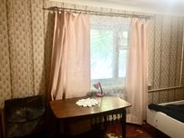 Вільна 2 -кімн. кв. по вул. Портова б. 13 В на 1-му поверсі