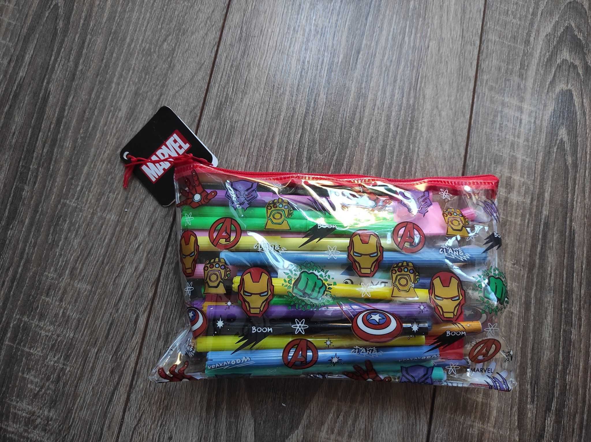 Zestaw saszetka piórnik Marvel Disney Primark Avengers plus akcesoria