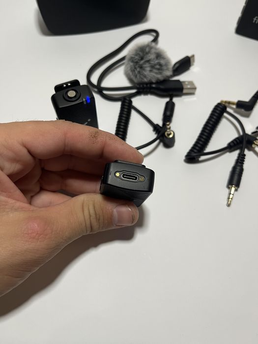 Продам безпровідний петличний мікрофон Fifine M9 DJI GOPRO