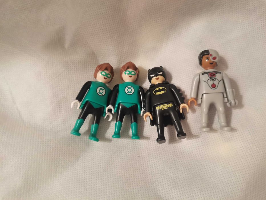 Kinder Colecção DC