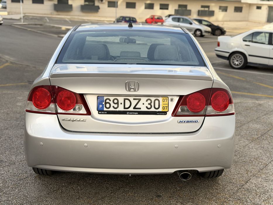 HONDA CIVIC 4DR HYBRYDID