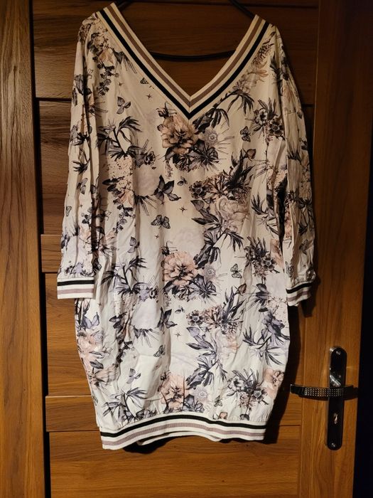 Tunika XL Biała lila  Stan bdb