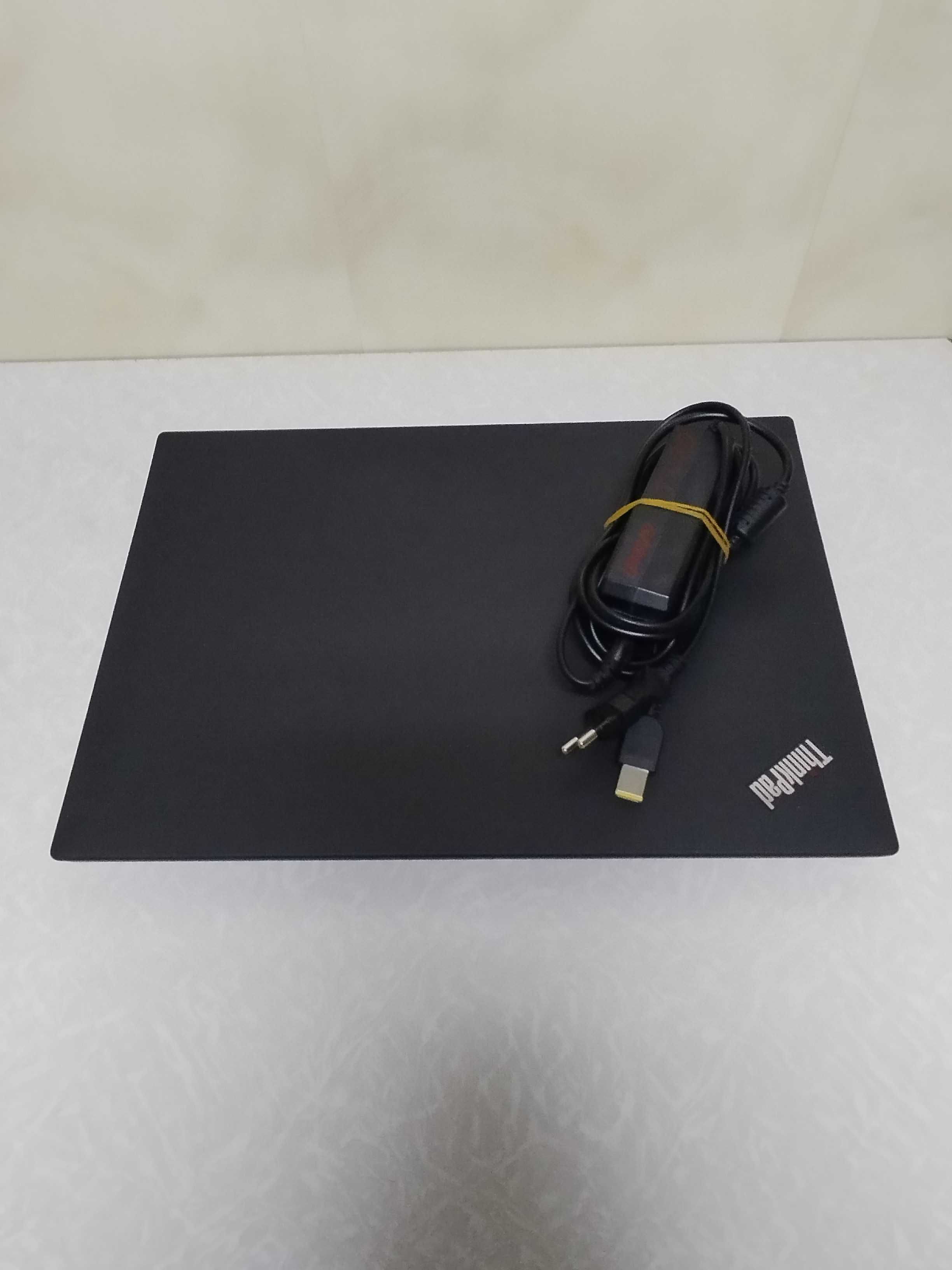 Lenovo T470 FullHD-IPS/i5-7200U/8Gb/SSD-256Gb/Грава+Подсветка/Акб-2шт