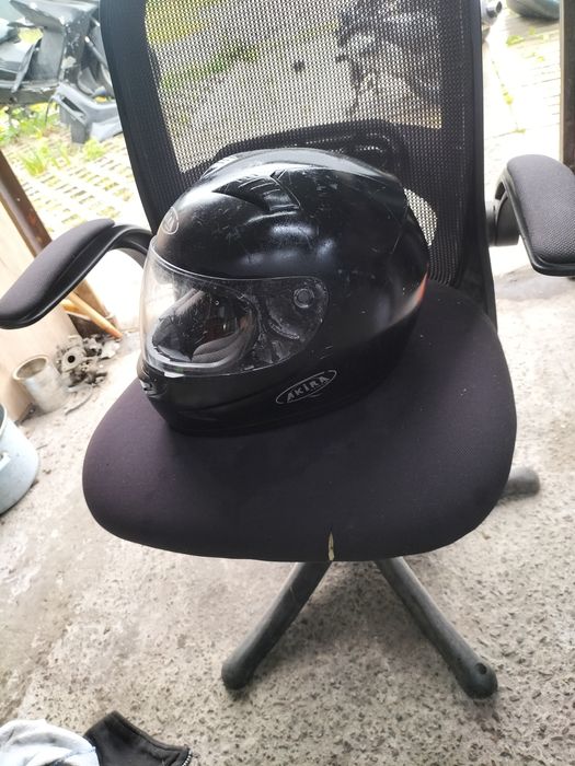Kask motocyklowy AKIRA rozm XL 61-62cm shoei,agv,nolan,schuberth