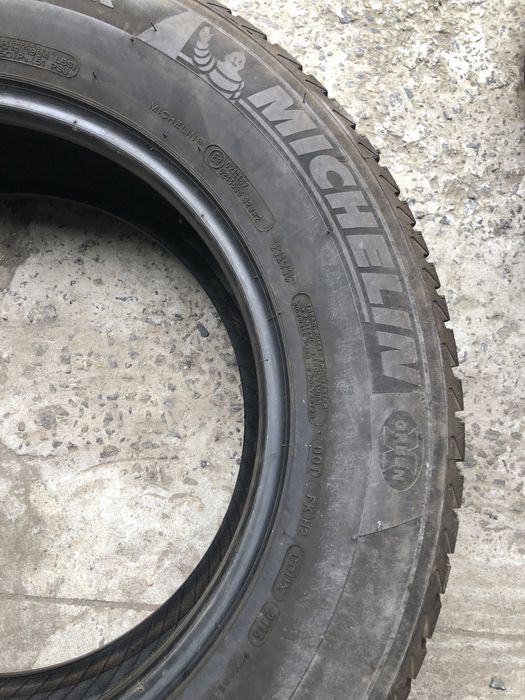 235/65/17 michelin latitude alpin la2