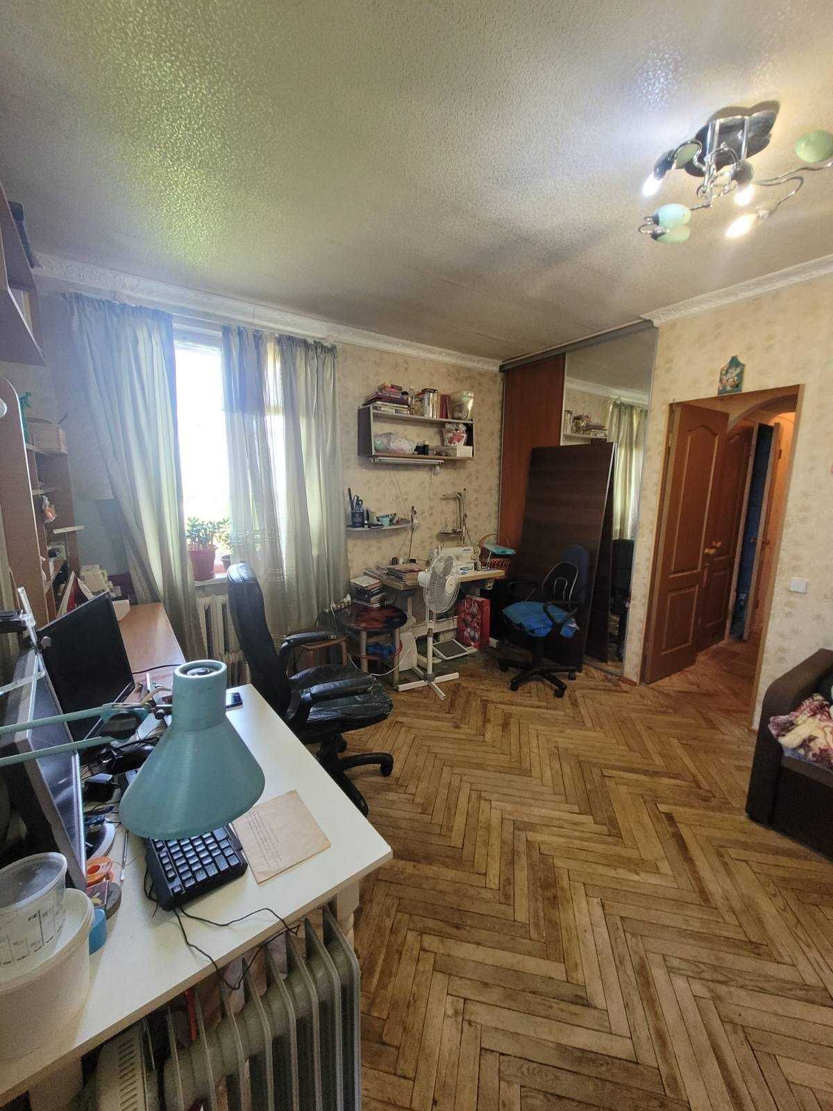 Продам 2к Шевченківський р-н м Нивки вул Голди Меїр буд 47\1