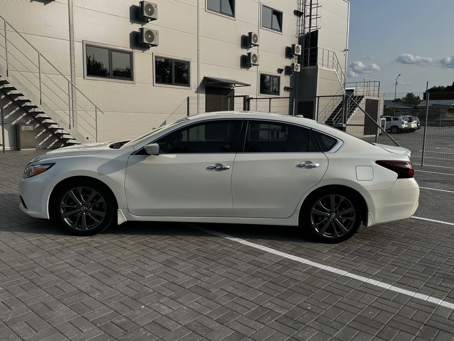 Nissan Altima 2018