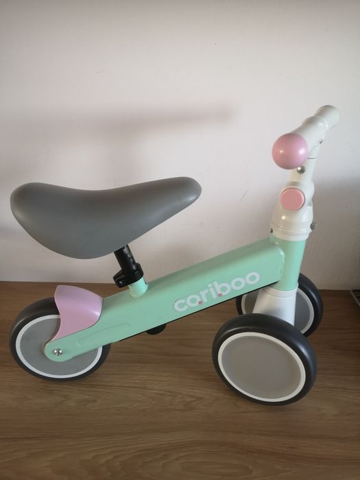 Cariboo friends jeździk rowerek biegowy miętowy