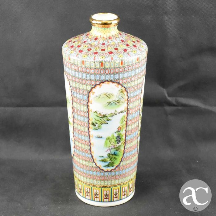 Jarra / Garrafa em porcelana da China decoração oriental