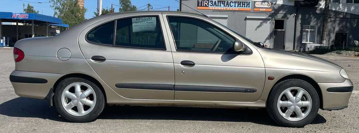 RENAULT Megane 2000, 1,6 л., 16 кл.