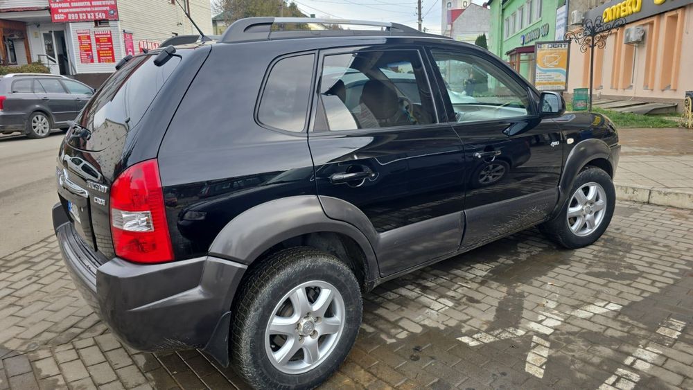 Продам Хундай Туксон 2006 року ..