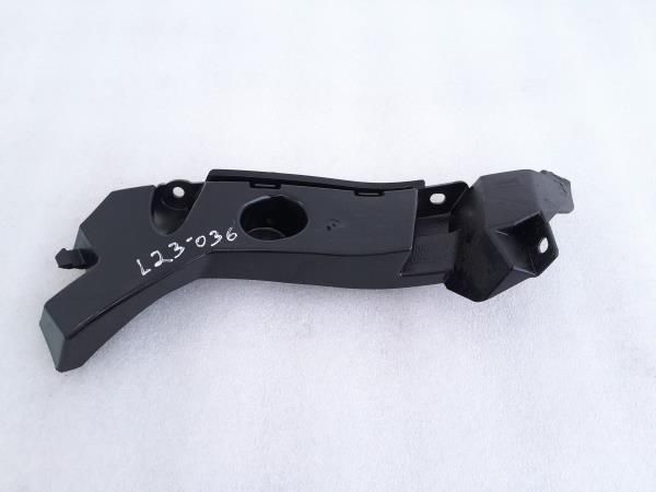 Guia de pára-choques trás direita SEAT Ibiza IV SportCoupe (6J1, 6P5)