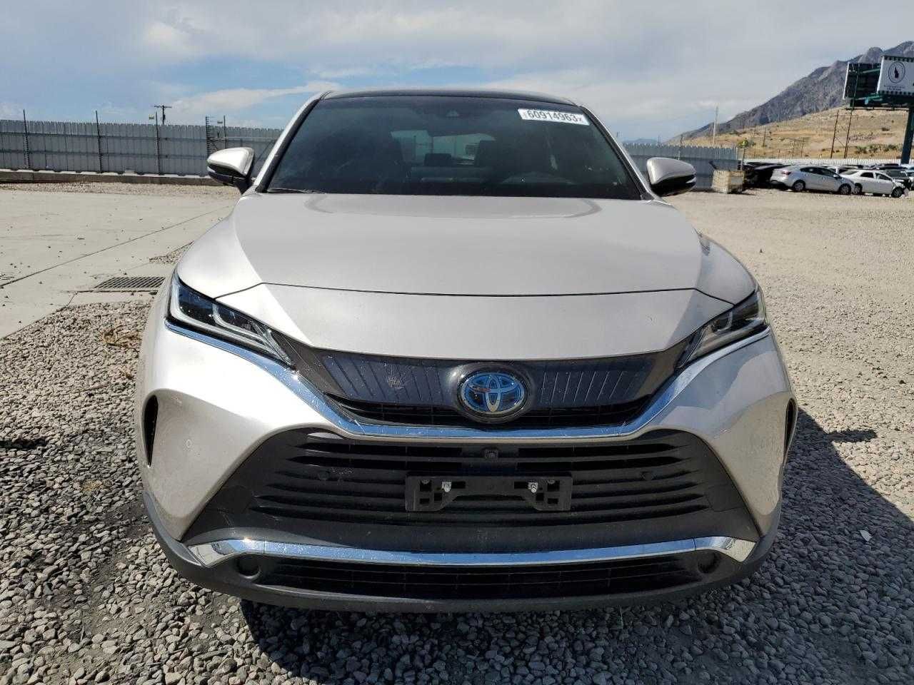 Toyota Venza Le 2021