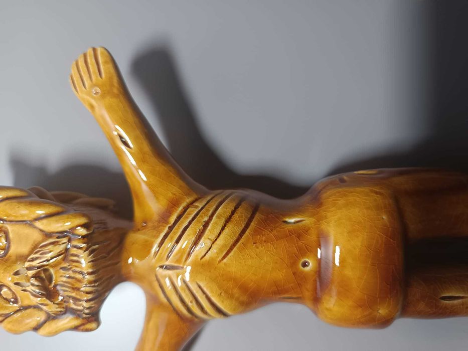 Crucifixo 25cm Júlia Ramalho