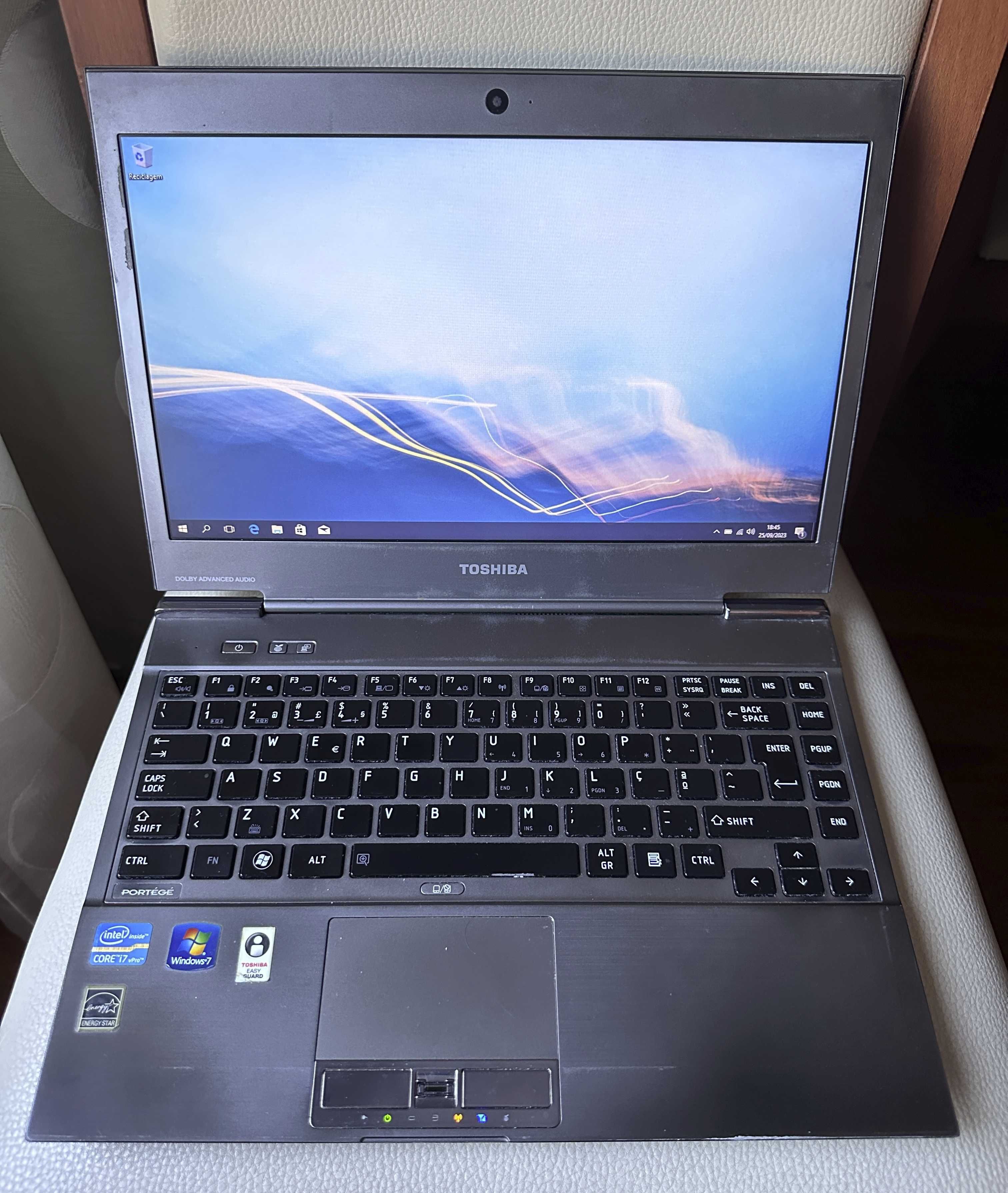 Toshiba Tecra Z830 13.3"/i7-3687u/12Gb Memoria Ram/mSata SSD 256Gb