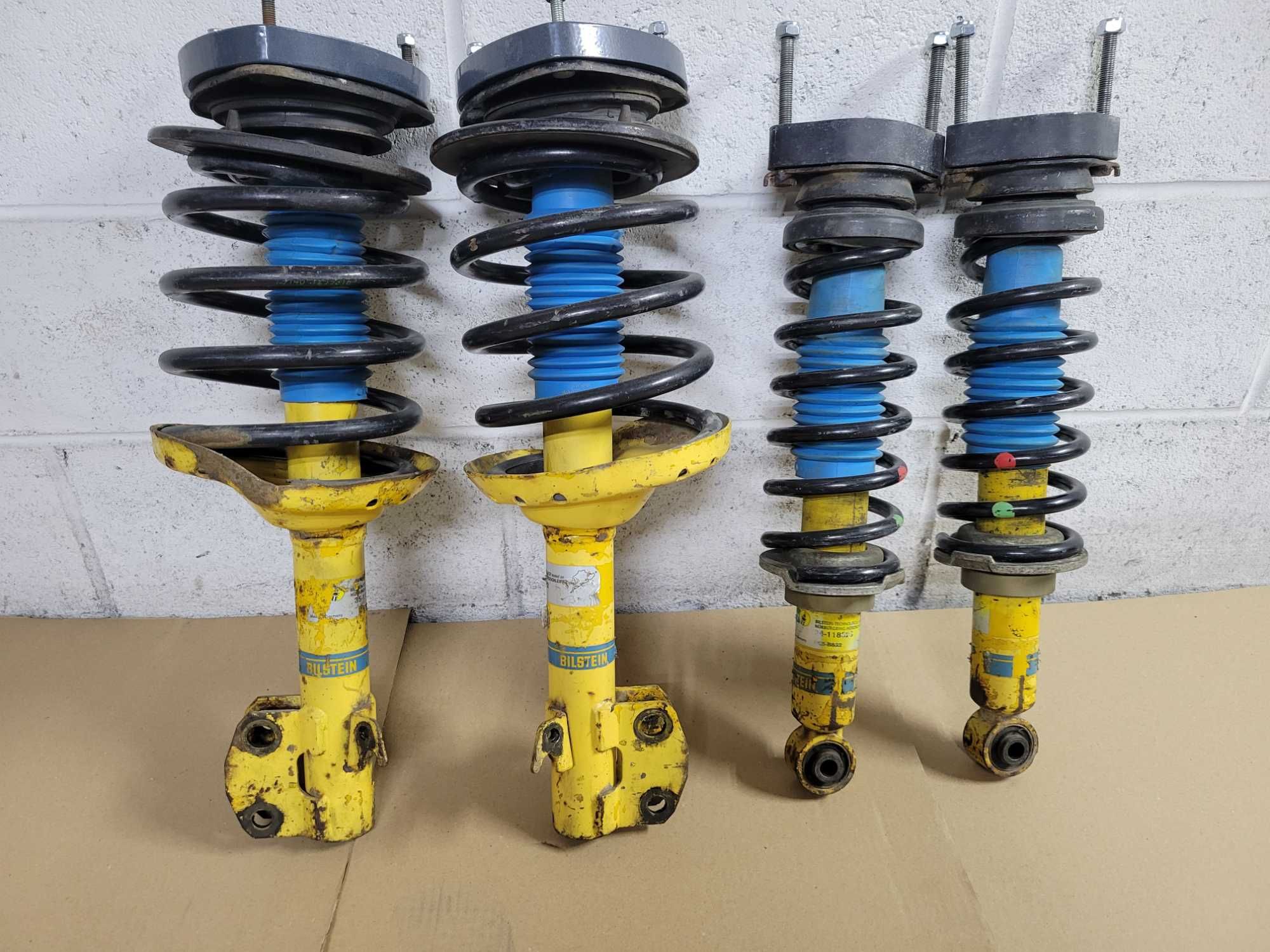 Амортизаторы Bilstein  Legacy- Outback B13
