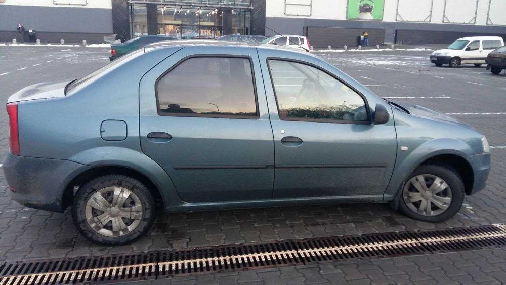 рено логан один власник