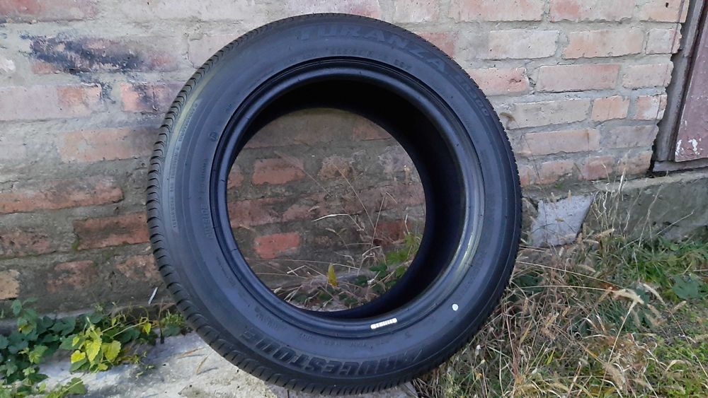 Новий скат 225/55 R16 99Y Bridgestone Turanza ER300
