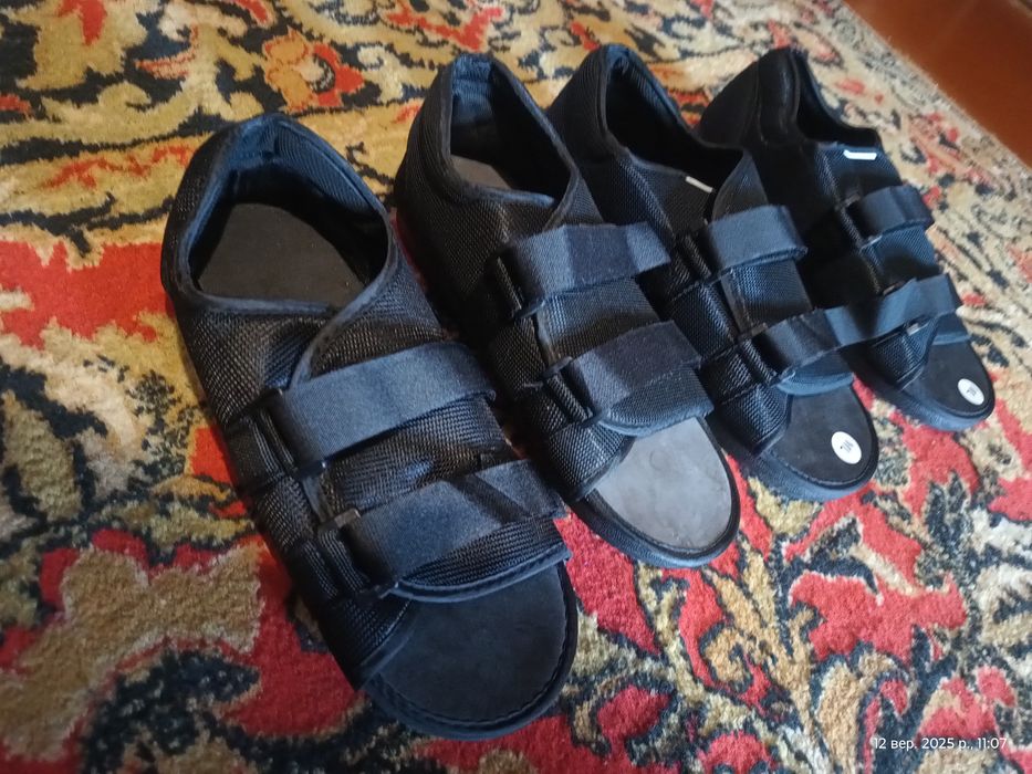 Післяопераційне взуття  29.5-26.5 см