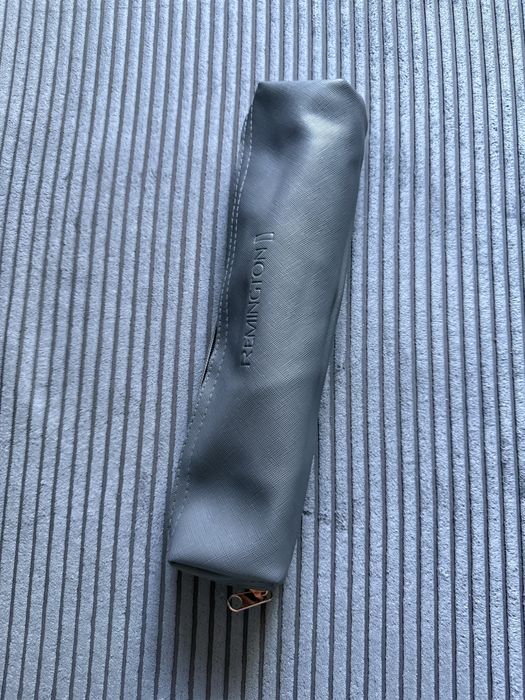 Prostownica Remington – wyświetlacz LCD max moc 230 + etui