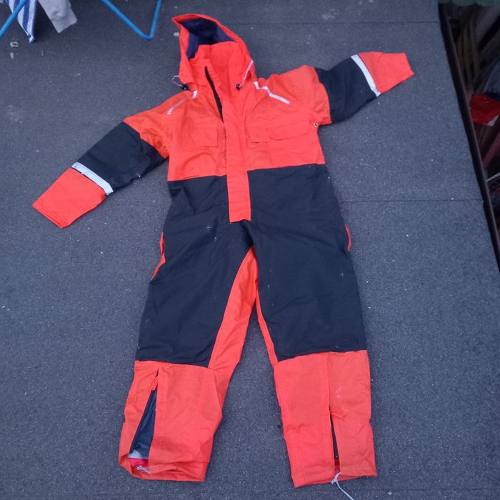 Kombinezon asekuracyjno-roboczy wypornościowy profesjonalny nieużywany