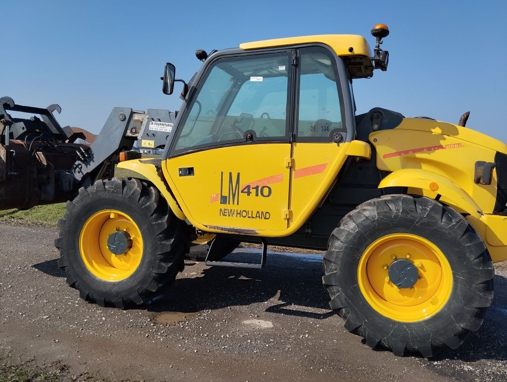 Ładowarka teleskopowa New Holland LM 410