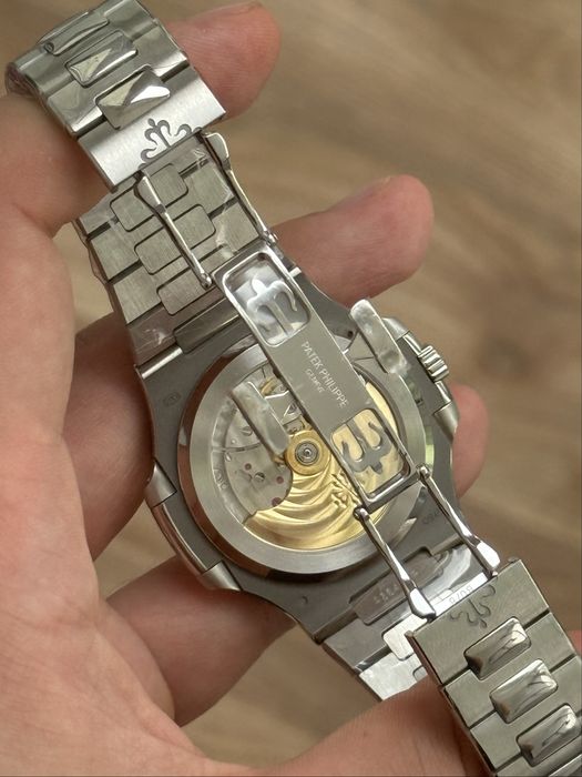 Годинник Patek Philippe Nautilus 5811