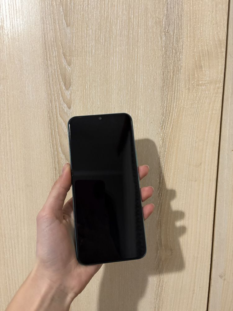 Телефон Tecno SPARK 8C