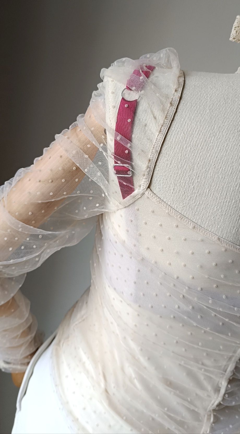 H&M bluzka biust 44,5-51x2 lolita kokietka baby doll tiul kropki krem