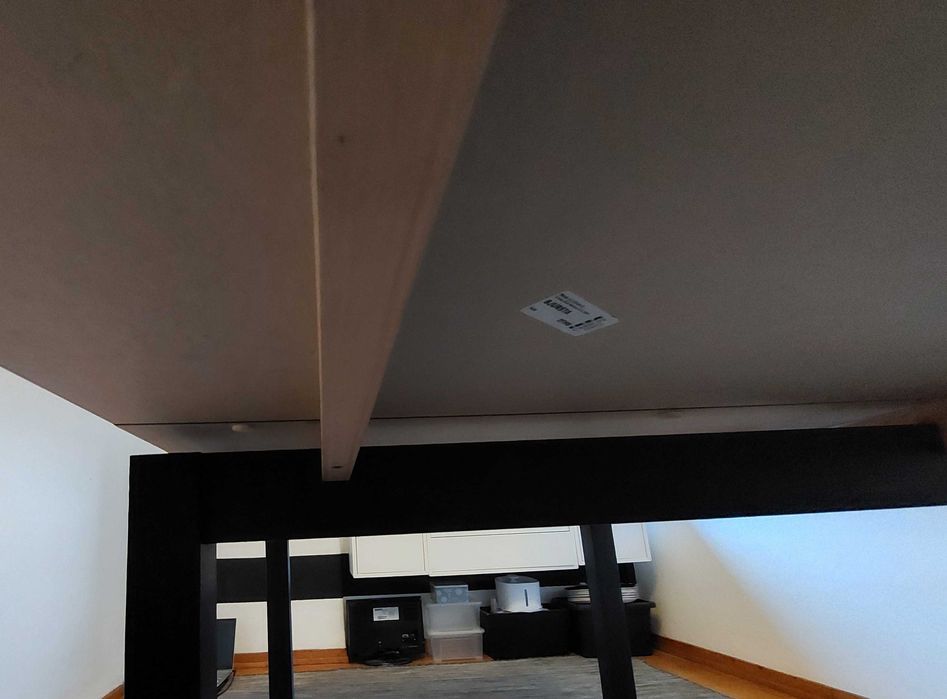 Mesa de Sala IKEA - BJURSTA - preta