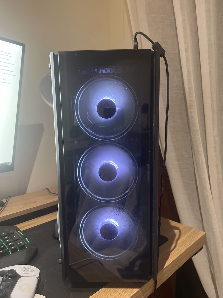 PC torre sem monitor RGB