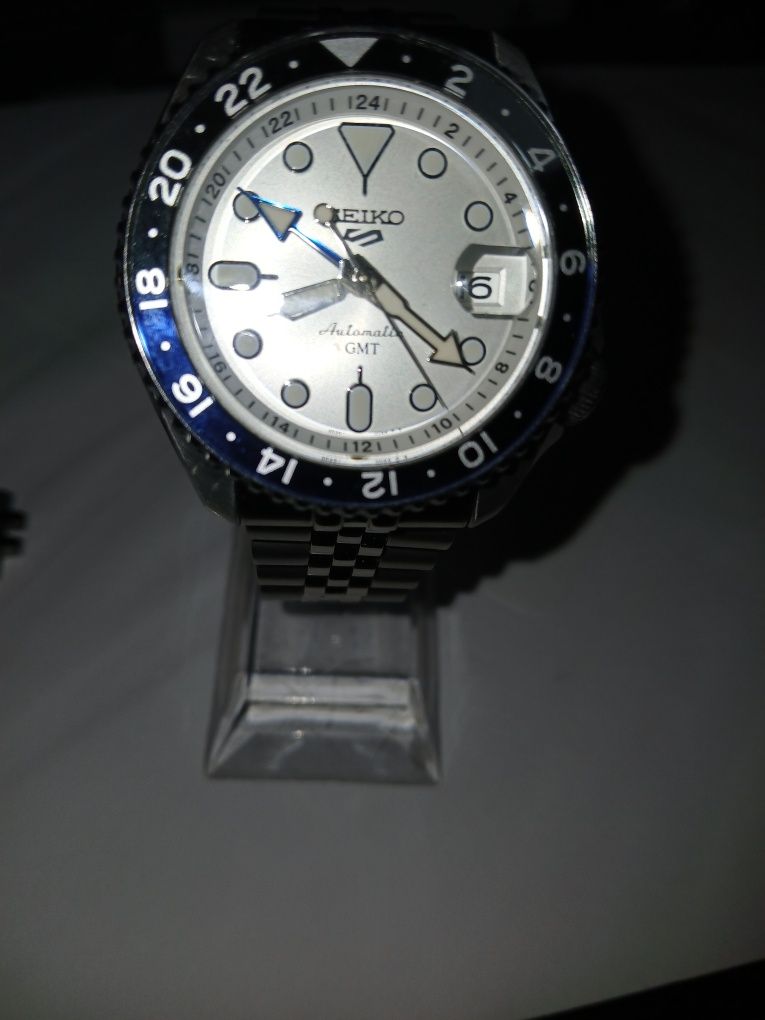 Relógio Seiko automático GMT