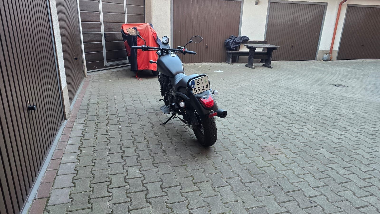 Junak m12 vintage czarny mat.