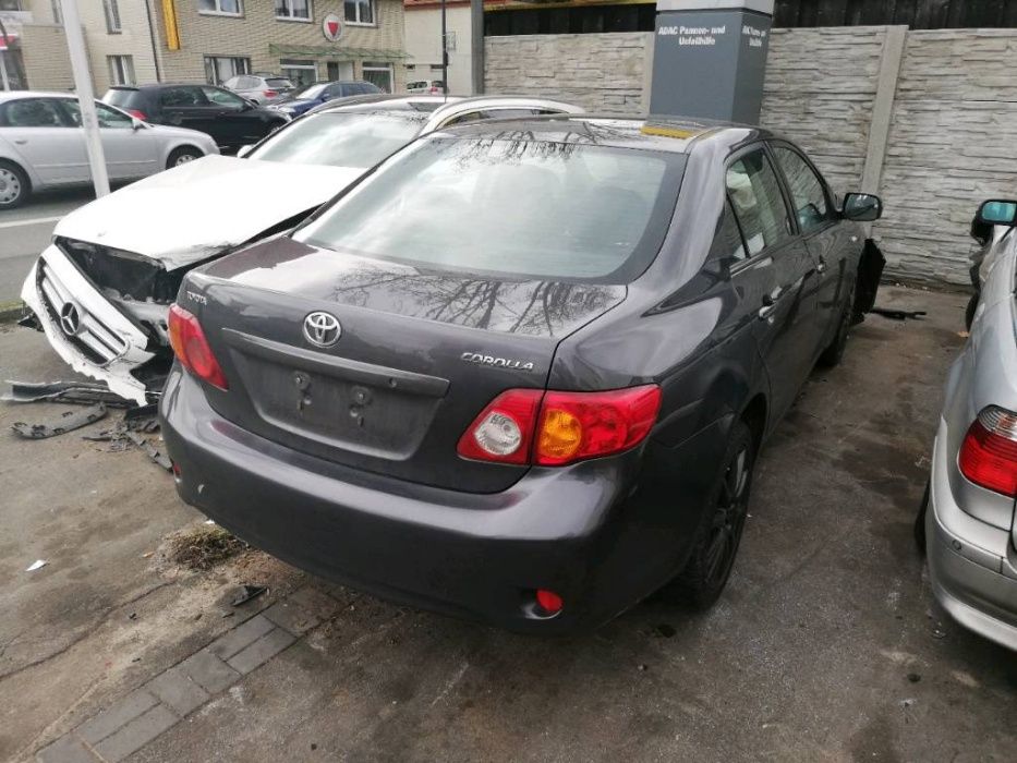 Запчасти Toyota Corolla E150 E15 E151 Оригинал б\у Дверь
