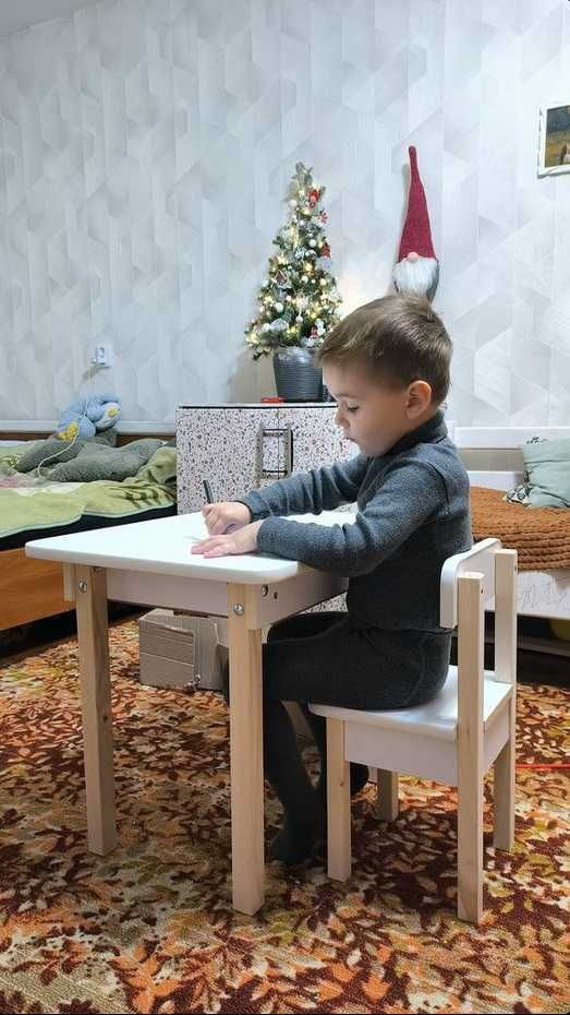 Парта та стілець стіл стільчик для дитини,стол стул