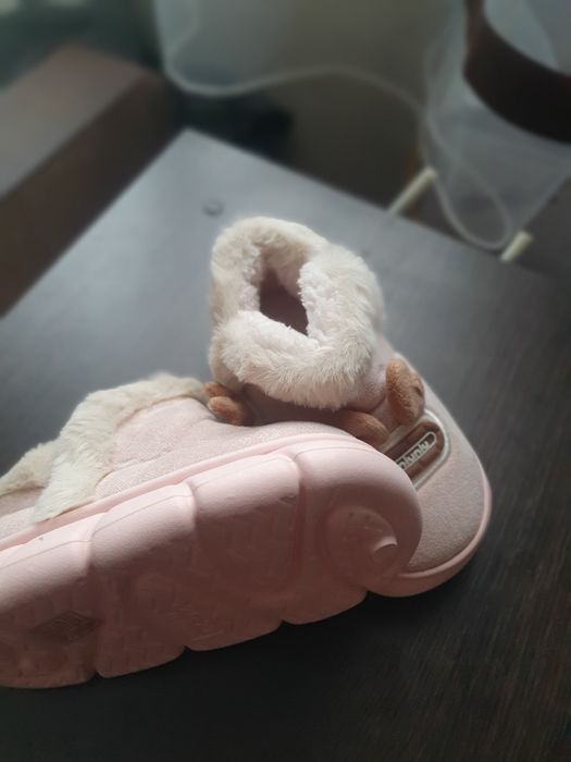 Теплі дитячі черевички для дівчинки
