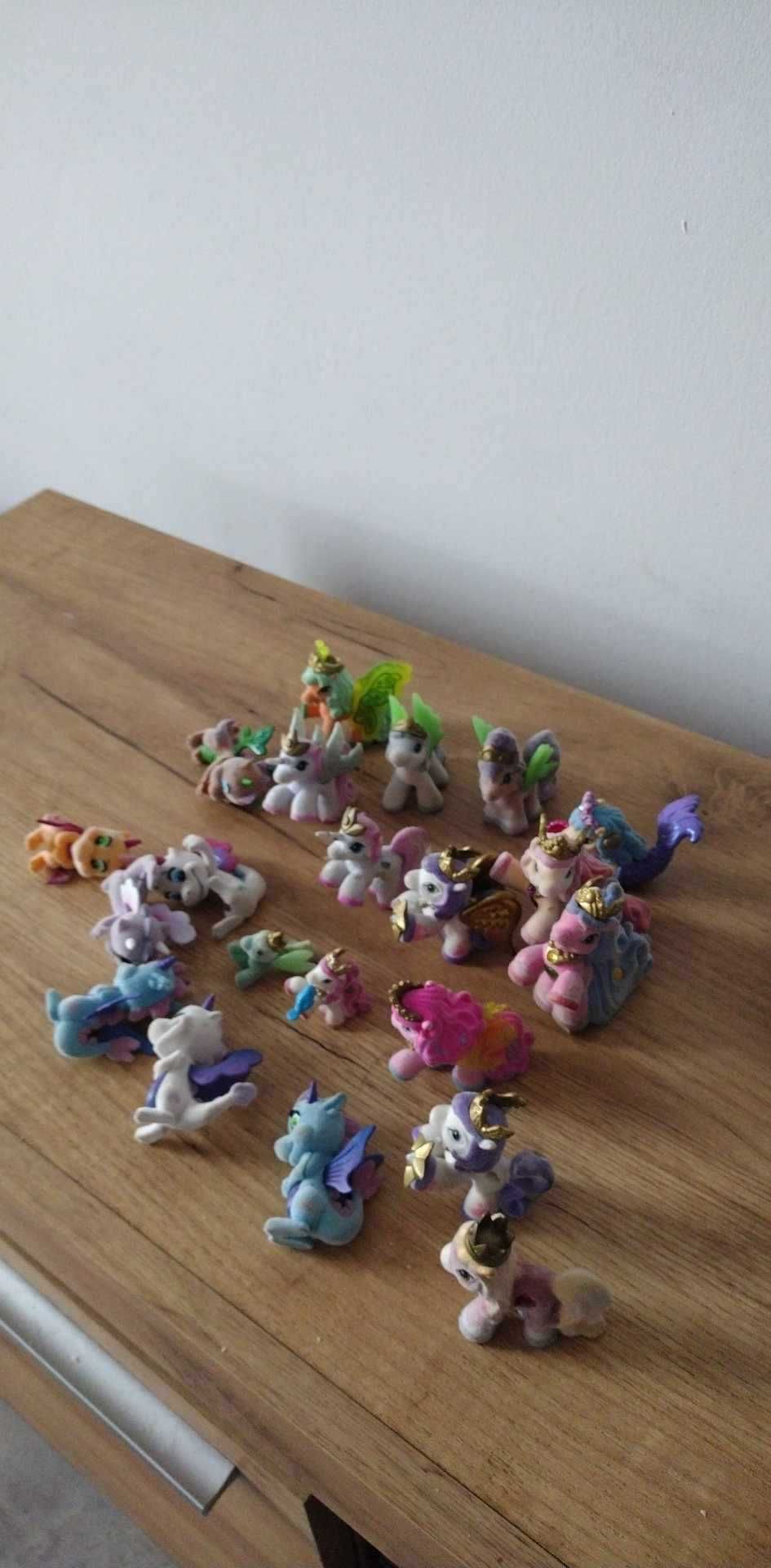 Stare zabawki Hasbro koniki kucyki Ponny i figurki smoki