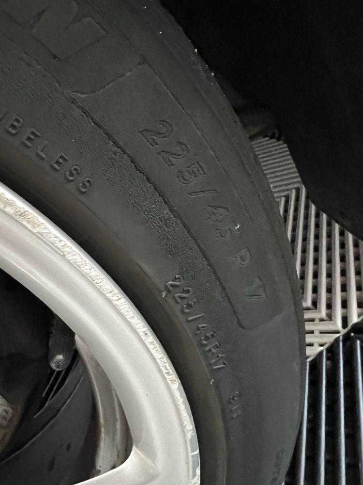 4 jantes 17 BMW 5x120 com pneus 225/45ZR17