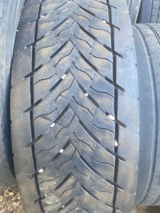 Opona używana 315/80/r22.5 Goodyear KMAX D gen.1