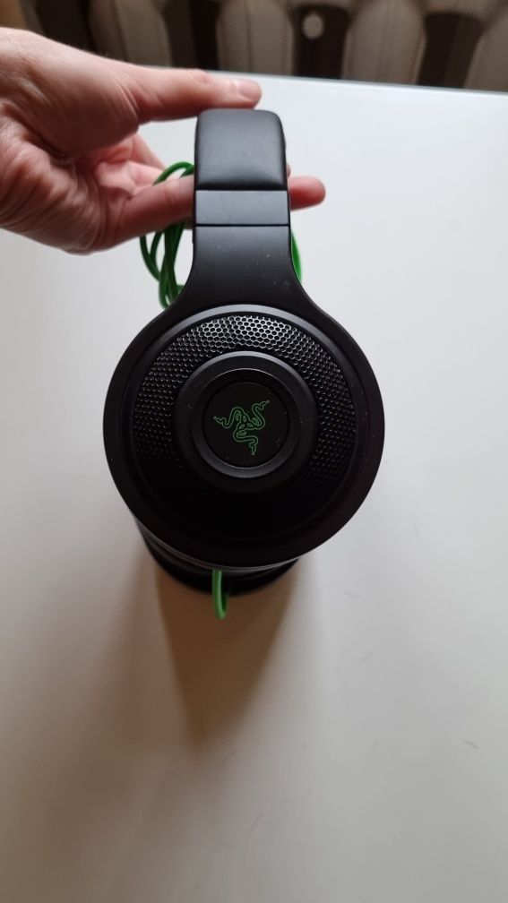 Наушники Razer Kraken Essential V2 Black