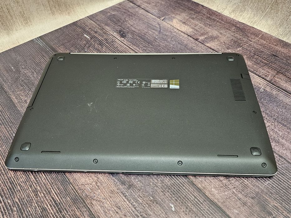 ASUS VivoBook S551LN (Core i5-4210U/8Gb/GeForce 840M/SSD 512Gb/FullHD)