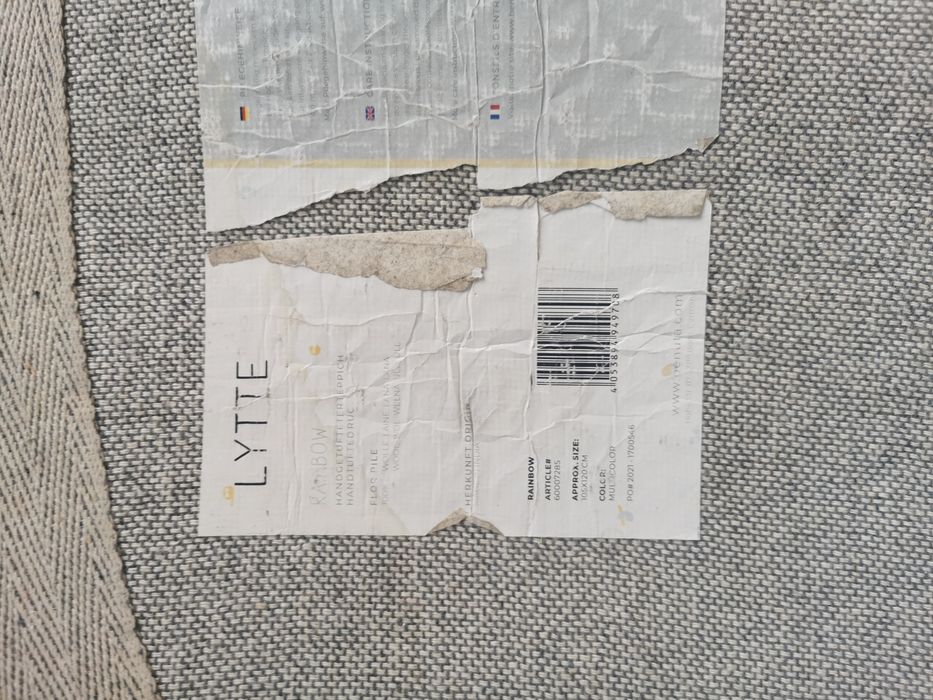 Dywan tęcza Benuta.