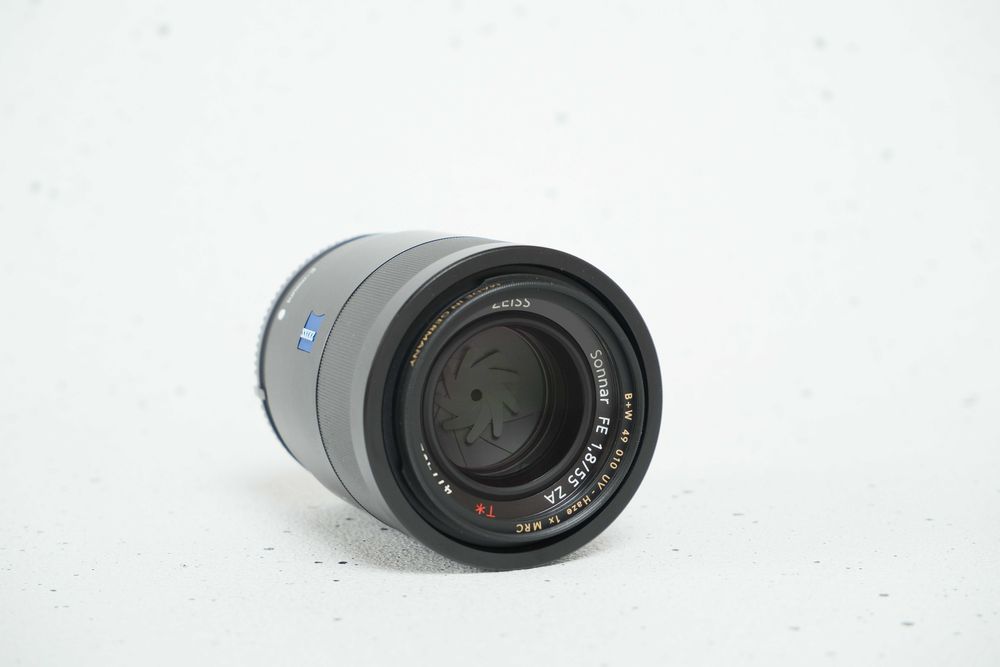 Об'єктив Sony FE 55 mm f/1.8 ZA Sonnar T*Carl Zeiss (SEL55F18Z)