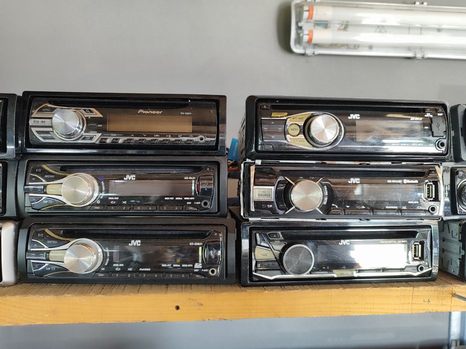 Radioodtwarzacz Cd Usb AUX Pioneer JVS radio samochodowe